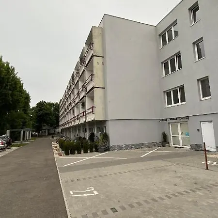 Апартаменты Azur Apartman